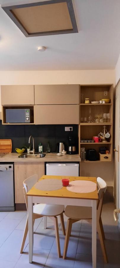 Apartament Apparemment Des Moulins Collobrières Zewnętrze zdjęcie